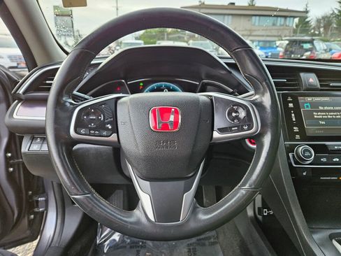 Used 2016 Honda Civic Touring image 2