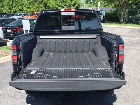 Certified 2025 Nissan Frontier SV w/ SV Convenience Package RWD image 7