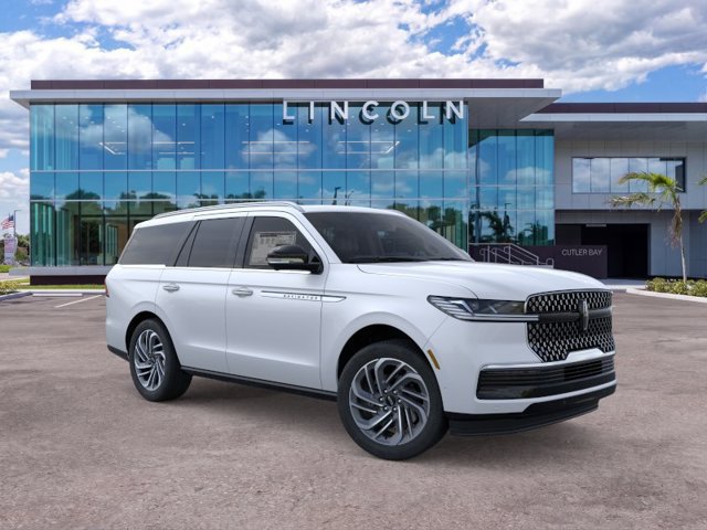 New 2026 Lincoln Navigator Reserve AWD/4WD image 7
