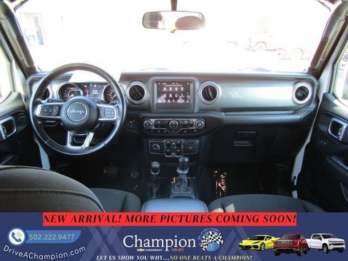 Used 2021 Jeep Wrangler Unlimited Sahara image 10
