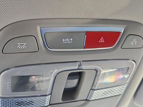 Used 2023 Kia Telluride EX w/ EX Captain's Chair Package image 31