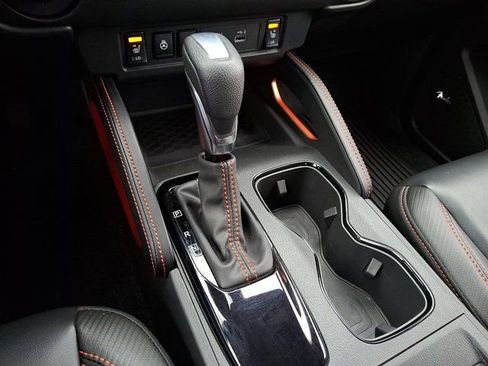 Used 2023 Nissan Frontier PRO-4X w/ Pro-4X Premium Package image 18