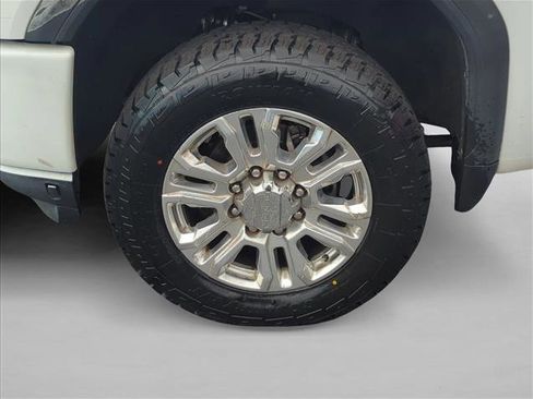 Used 2020 GMC Sierra 2500 Denali w/ Denali Ultimate Package image 22