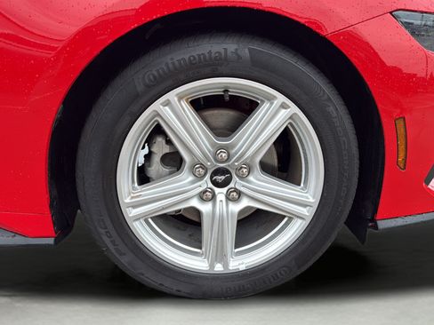 Used 2026 Ford Mustang Premium RWD image 9