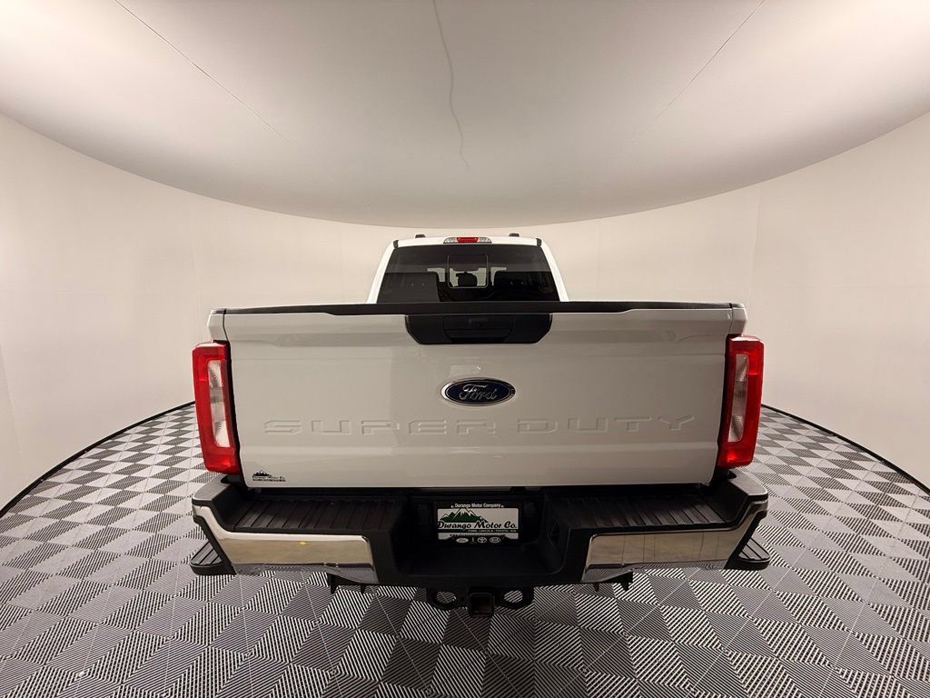 Certified 2025 Ford F250 XLT w/ FX4 Off-Road Package AWD/4WD image 10