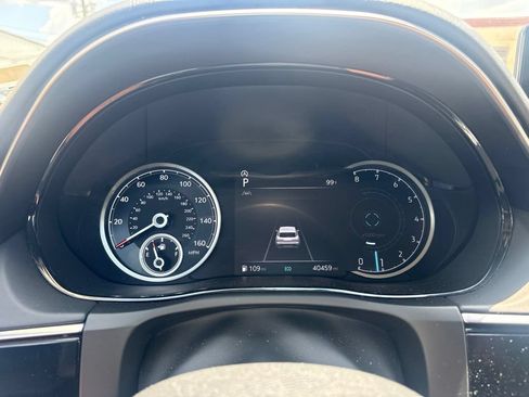 Used 2025 Genesis GV70 2.5T AWD/4WD image 20