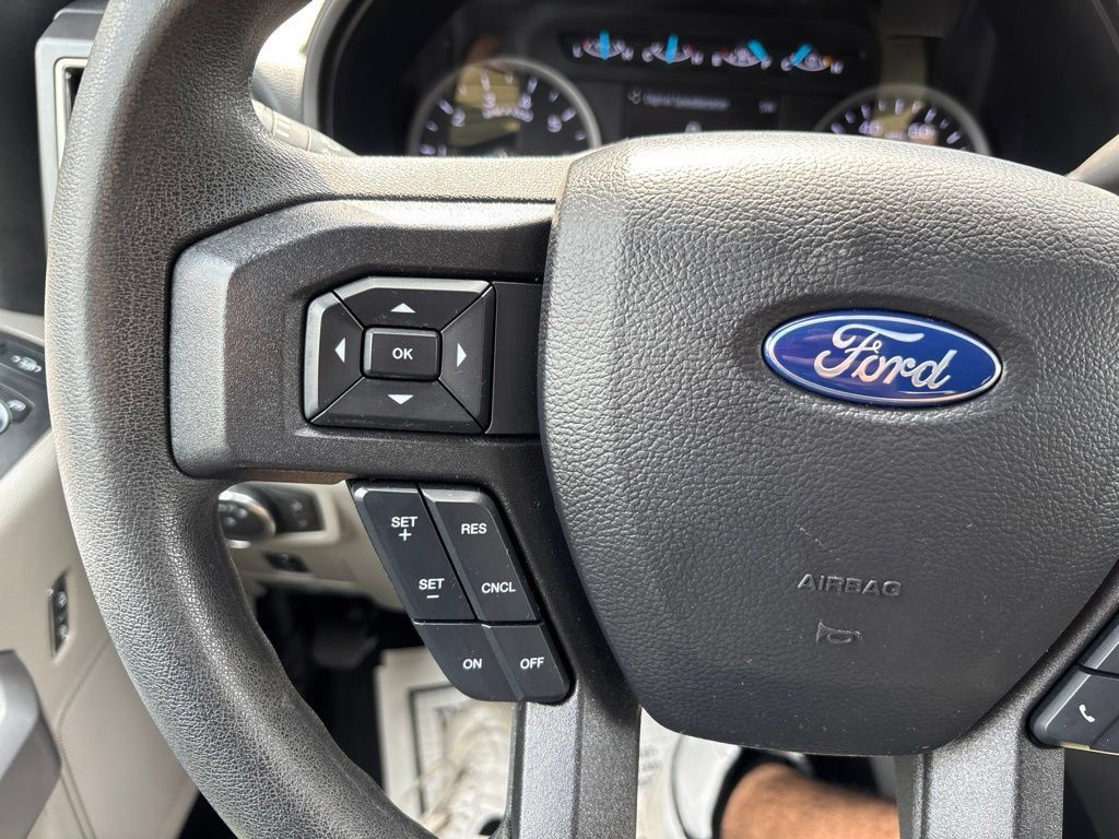 Used 2020 Ford F250 XLT w/ XLT Premium Package AWD/4WD image 27