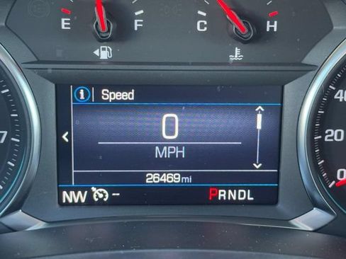 Used 2024 Chevrolet Equinox LT FWD image 18