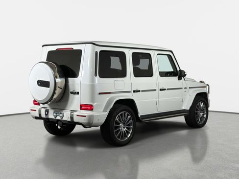Used 2022 Mercedes-Benz G 550 image 5
