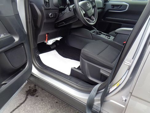 Used 2022 Ford Bronco Sport image 14