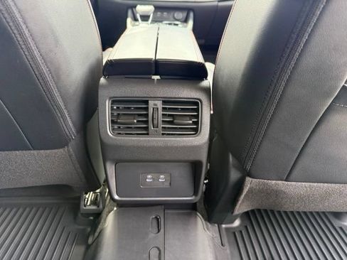 Certified 2026 Nissan Rogue SV AWD/4WD image 20