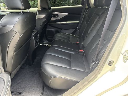 Used 2019 Nissan Murano SL w/ SL Technology Package FWD image 13