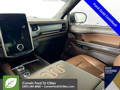 Used 2024 Ford Expedition Max King Ranch AWD/4WD image 30