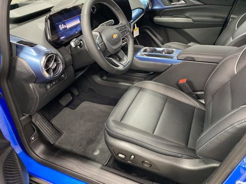 New 2026 Chevrolet Equinox EV LT image 28