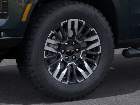 New 2026 Chevrolet Tahoe Z71 w/ Z71 Off-Road Package AWD/4WD image 9
