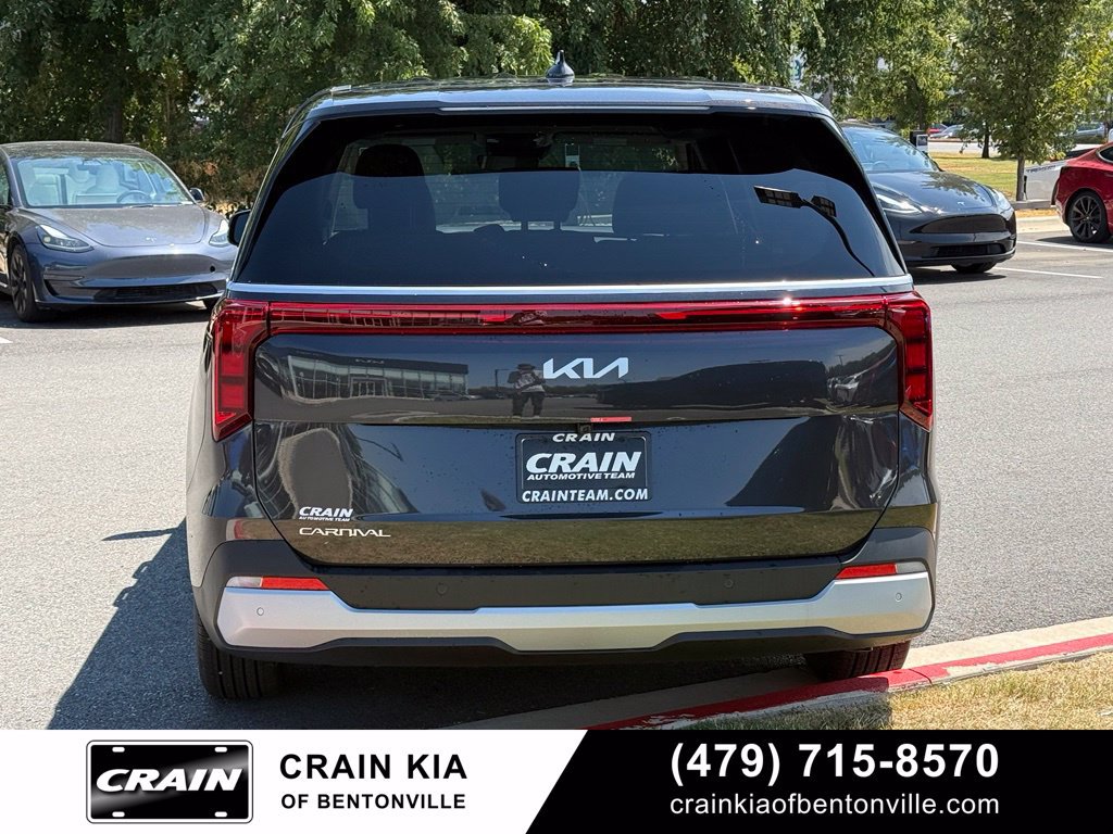 New 2026 Kia Carnival FWD image 6