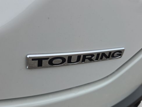 Certified 2025 Honda Pilot Touring image 35