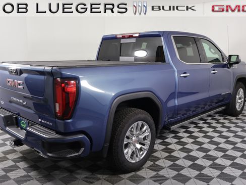 Certified 2026 GMC Sierra 1500 Denali w/ Technology Package AWD/4WD image 7