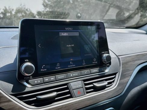 New 2026 Nissan Altima 2.5 SV AWD/4WD image 18