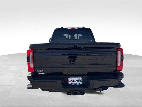 Used 2025 Ford F250 Platinum AWD/4WD image 8