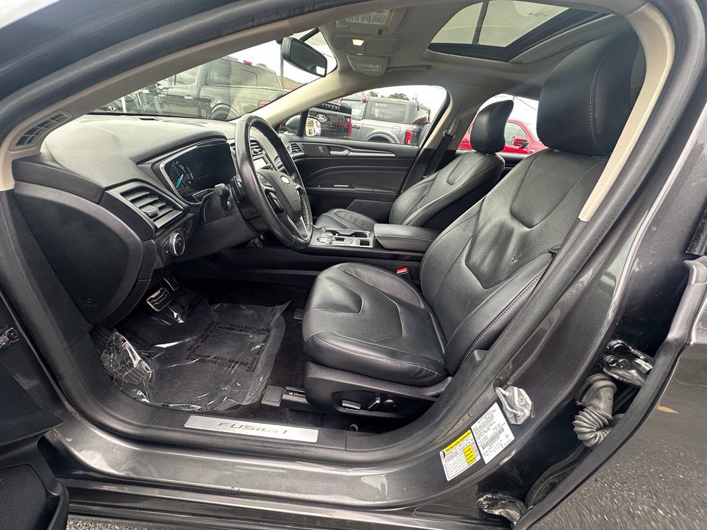 Used 2018 Ford Fusion Titanium AWD/4WD image 10