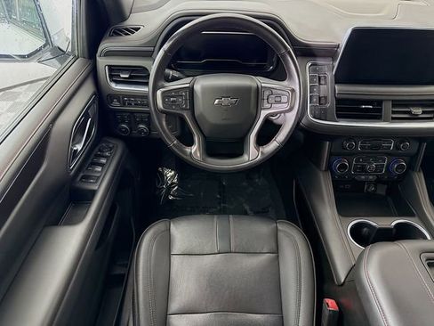 Used 2022 Chevrolet Tahoe RST w/ Luxury Package AWD/4WD image 24