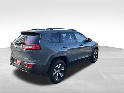 Used 2015 Jeep Cherokee Trailhawk w/ Comfort/Convenience Group AWD/4WD image 5