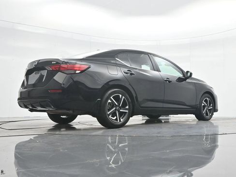 Used 2024 Nissan Sentra SV FWD image 31