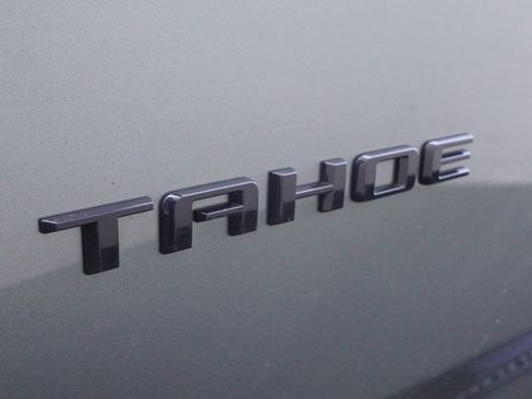 Used 2023 Chevrolet Tahoe Z71 w/ Luxury Package AWD/4WD image 38