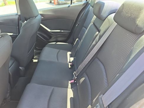 Used 2015 MAZDA MAZDA3 i Touring w/ Technology Package FWD image 12