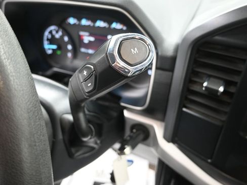 Used 2021 Ford F150 XLT image 24