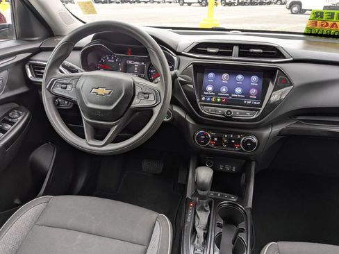 Certified 2021 Chevrolet TrailBlazer LT w/ Convenience Package image 13