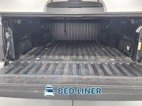 Used 2018 Toyota Tacoma TRD Sport image 29