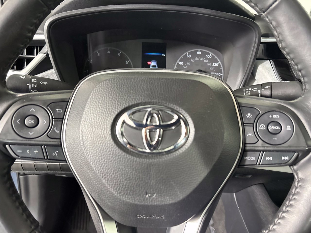 Used 2024 Toyota Corolla SE FWD image 15