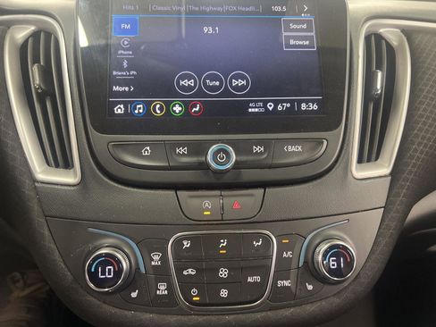 Used 2023 Chevrolet Malibu LT image 12