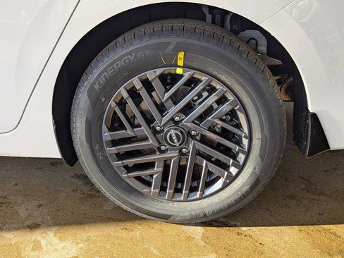 New 2026 Nissan Sentra SV w/ Floor Mat Package FWD image 30