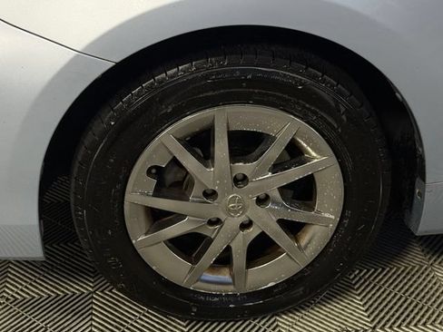 Used 2015 Toyota Prius V Four FWD image 13
