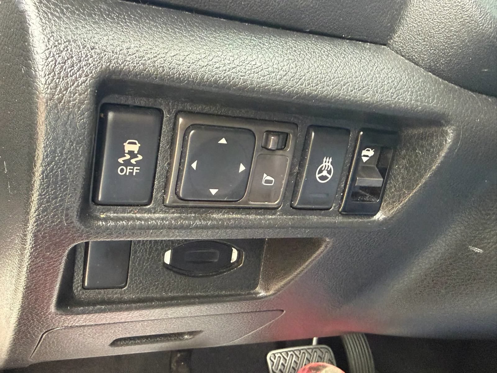 Used 2011 Nissan Maxima 3.5 SV w/ Monitor Pkg FWD image 26