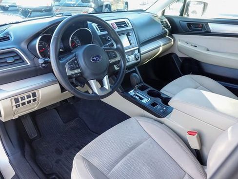 Used 2017 Subaru Outback 2.5i image 12