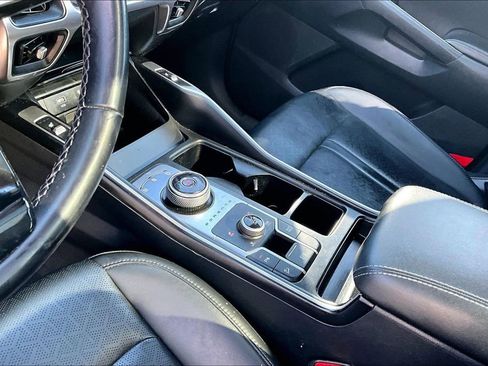Used 2023 Kia Sorento EX w/ Panoramic Sunroof Package AWD/4WD image 19