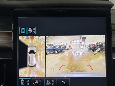 New 2026 GMC Acadia AT4 w/ LPO, Floor Liner Package image 16