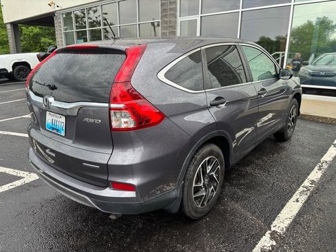 Used 2016 Honda CR-V SE image 2