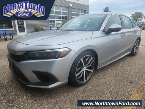 Used 2022 Honda Civic Touring image 1
