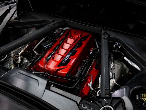 Used 2023 Chevrolet Corvette Stingray Premium Cpe w/ Z51 Performance Package image 98