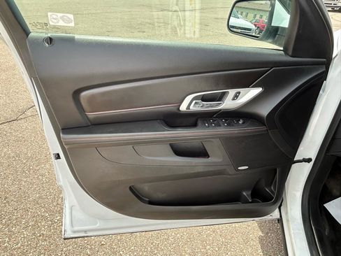 Used 2015 GMC Terrain SLE FWD image 14
