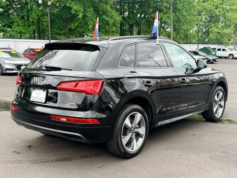 Used 2020 Audi Q5 2.0T Premium w/ Titanium Sport Package AWD/4WD image 6