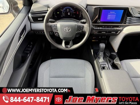 Used 2026 Toyota Camry LE image 14