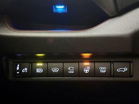 Used 2024 Toyota RAV4 Limited w/ Advanced Technology Package AWD/4WD image 10