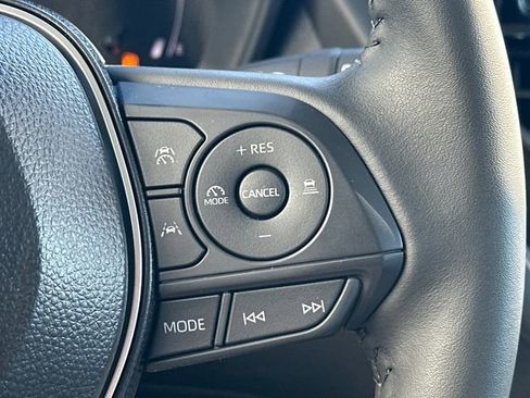 Certified 2026 Toyota Corolla Cross LE FWD image 18