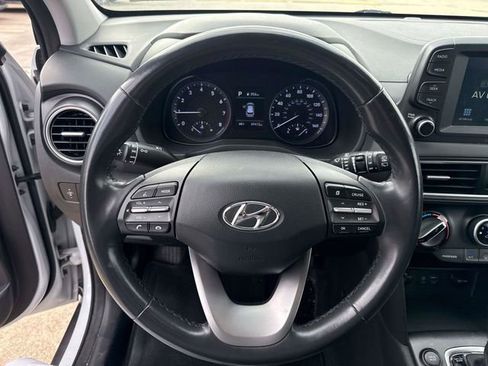 Used 2020 Hyundai Kona SEL image 25